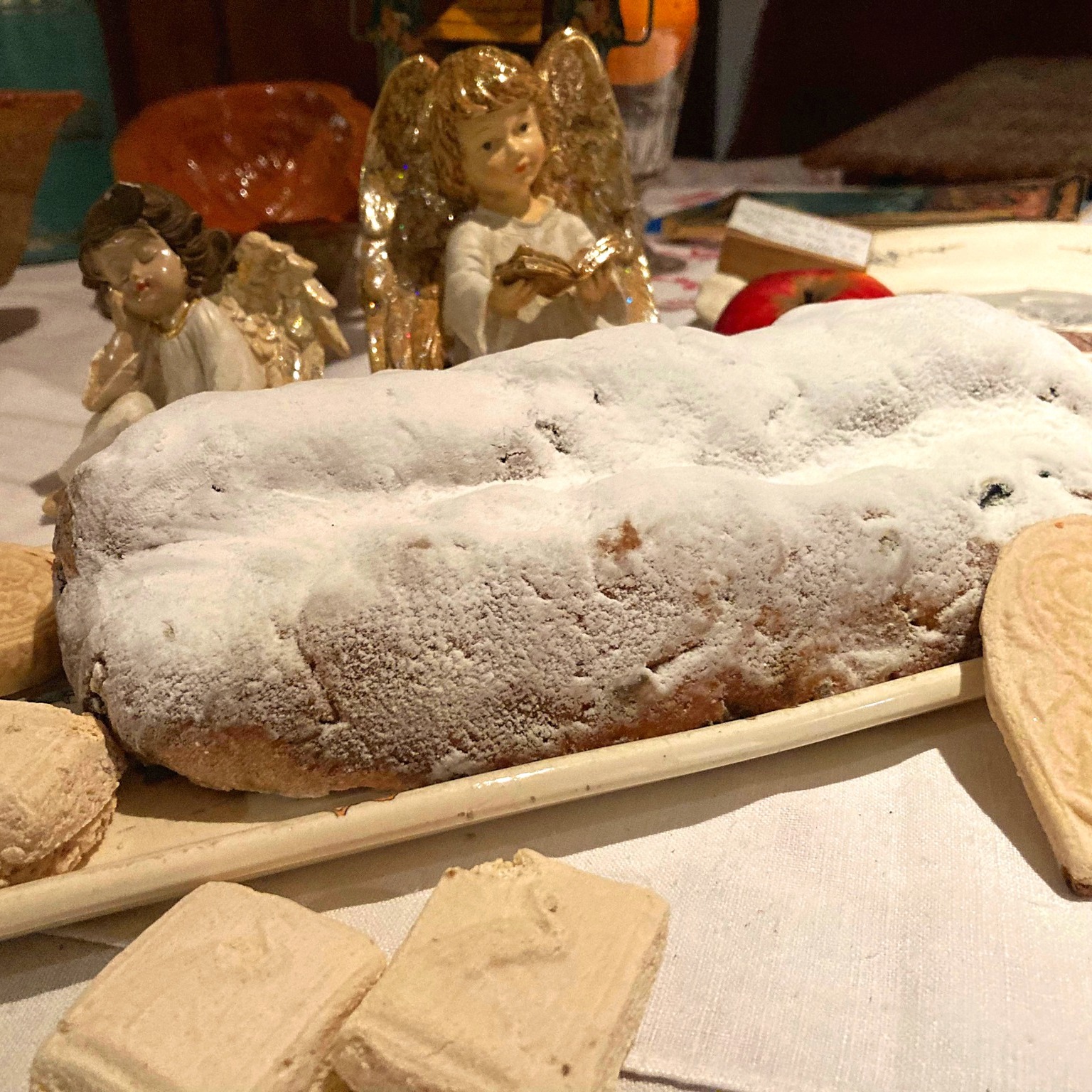 A la table de Noël : nos ancêtres dans le feu de l'action.